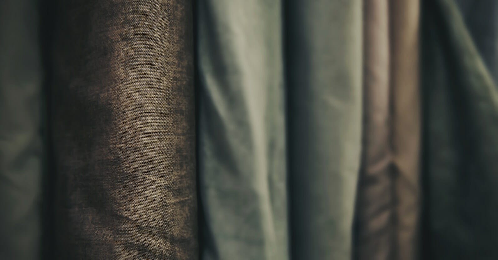 What are the different types of linen?